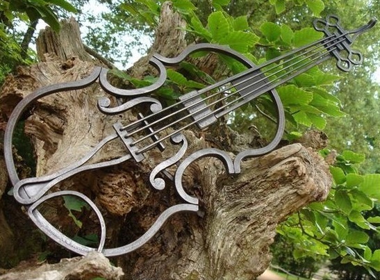 12 Панно Скрипка