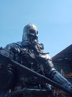 Скульптура Богатырь